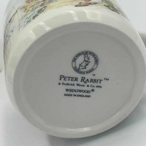 Vintage 1996 Wedgwood Peter Rabbit Happy Birthday Mini Coffee Mug New In Box - Picture 6 of 7
